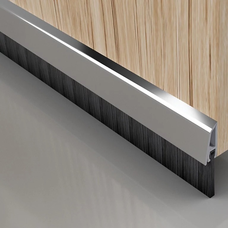 SEALING STRIP BLACK + RED/ مانع الغبار والاتربة