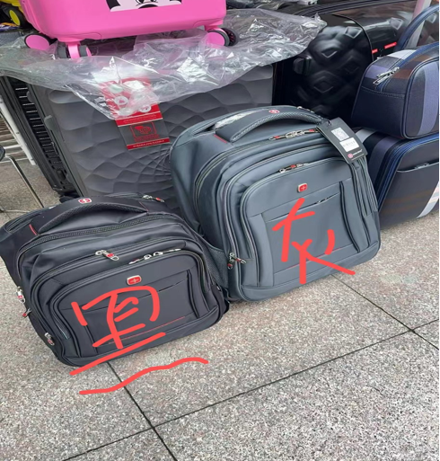 Trolley box set of 12 pieces/طقم علب عربة مكون من 12 قطعة 