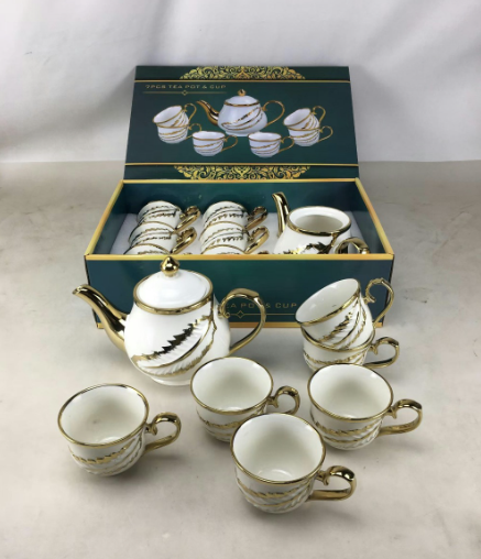7 PCS TEA POT & CUPS-A /7 قطع من أبريق الشاي والأكواب