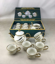 7 PCS TEA POT & CUPS-A /7 قطع من أبريق الشاي والأكواب