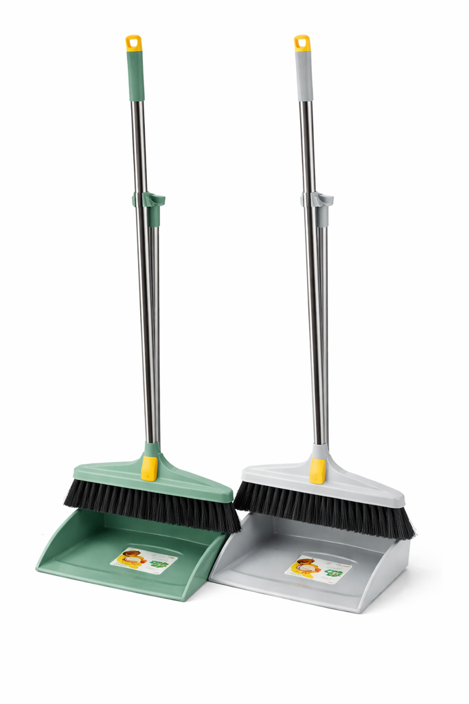 BROOM DUSTPAN/مكنسة تنظيف مع مجرفة 