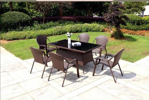 OUTDOOR TABLE 6 CHAIRS/ طاولة خارجية 6 كراسي