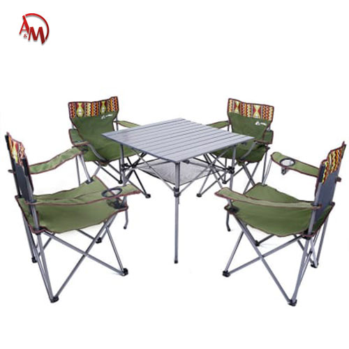 PORTABLE CHAIRS AND TABLE / طاولة الرحلات المتنقلة