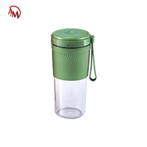 PORTABLE JUICER / خلاط محمول