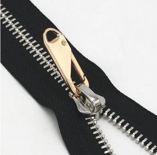 ZIPPER HANDLE / مقبض سحاب