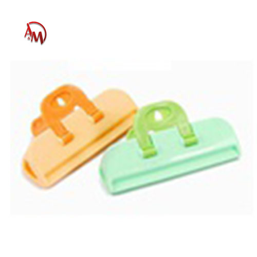 4 SEALING CLIPS / أداة غلق الأكياس