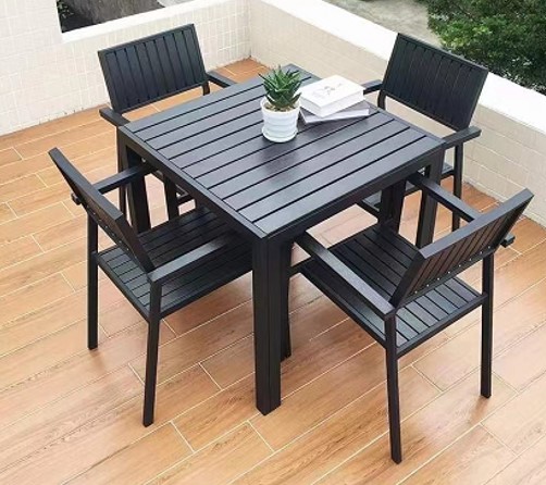 [AM-3334] Outdoor TABLE 4 CHAIR+ 1 TABLE / جلسة خارجية من طاولة و 4 كراسي
