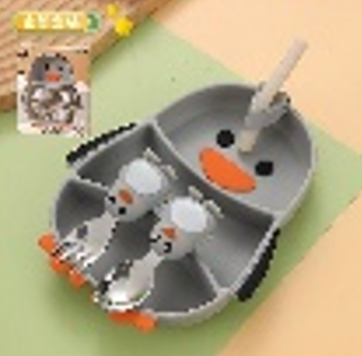 childlike penguin / طقم الأكل ( بطريق )